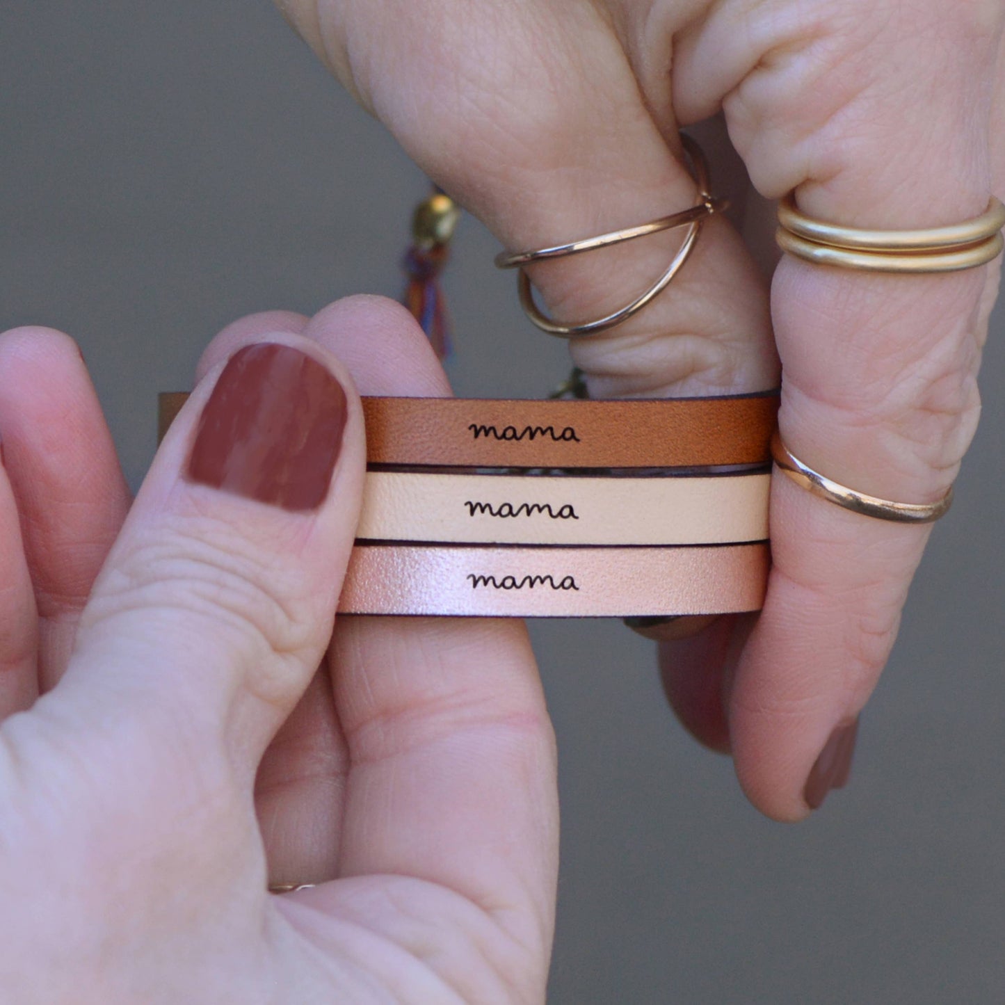 Mama - Bracelet Jewelry - Mother's Day Gifts - Mothers Day