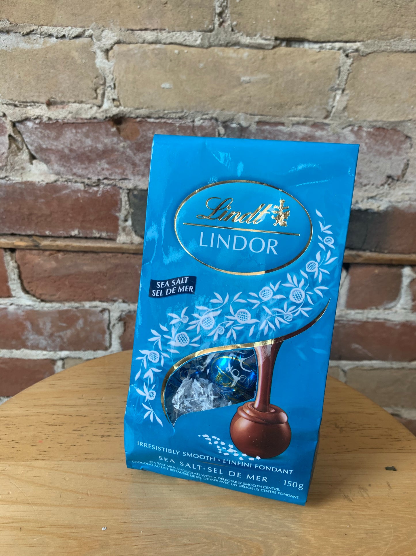 Lindor chocolate