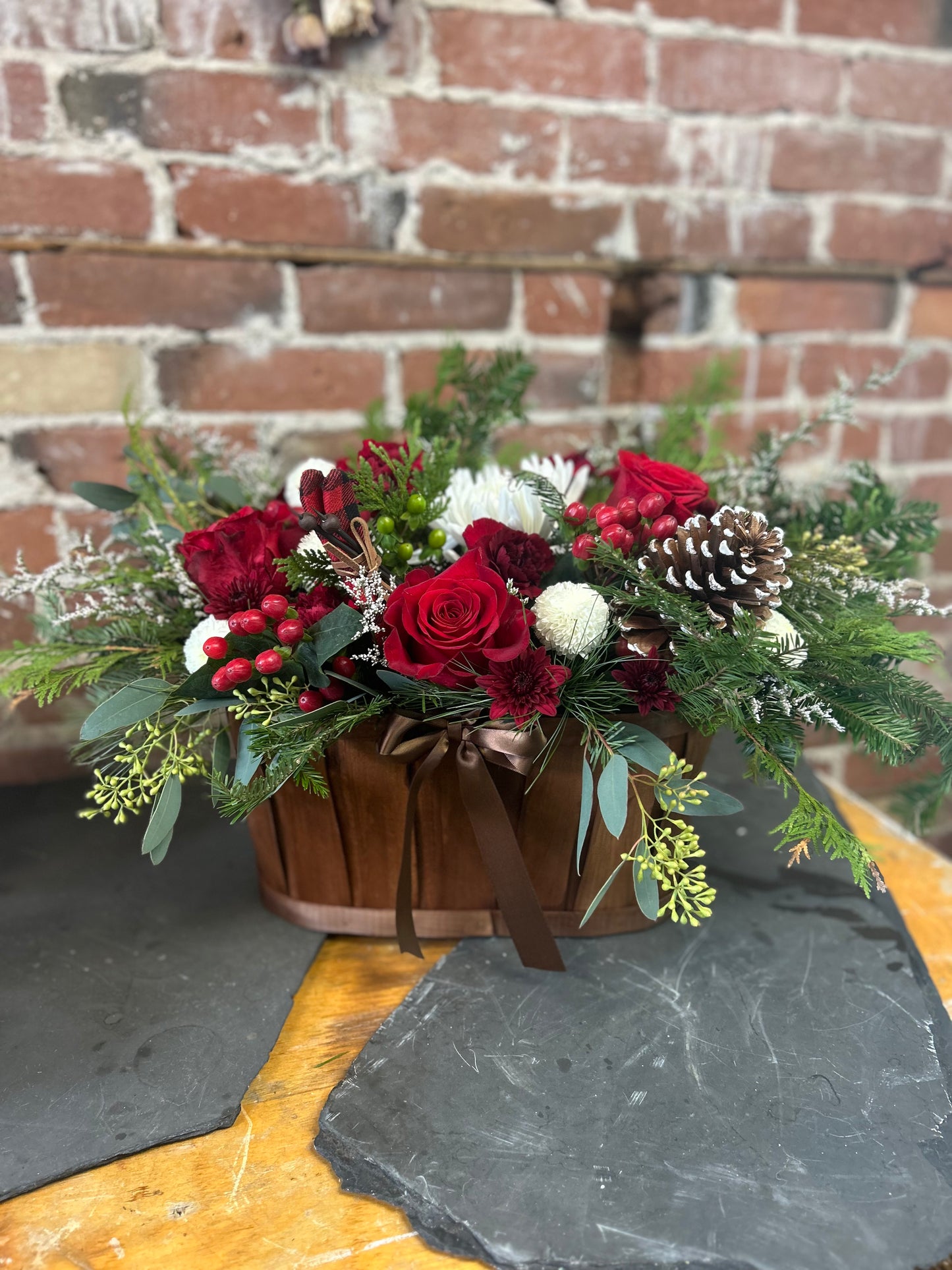 Snowy Slopes Centrepiece