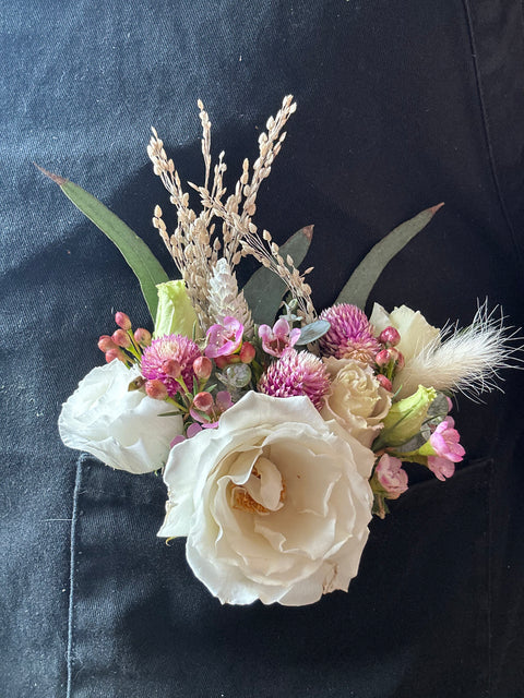Pocket boutonniere ￼