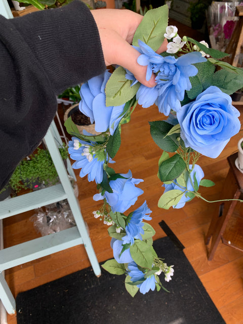 Rose / Gerbera Garland