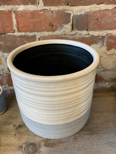 Large ceramic pot